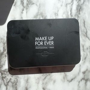 Makeup forever foundation